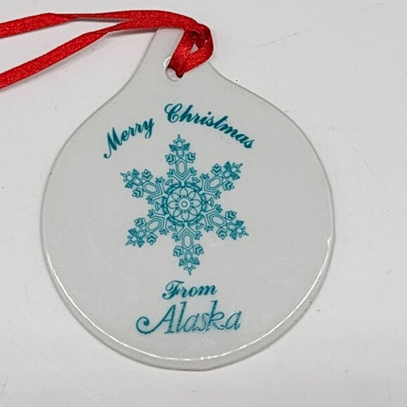 Alaska Souvenir Ceramic Ornament With Red Ribbon Snowflake Fish Christmas Holida - Picture 3 of 4